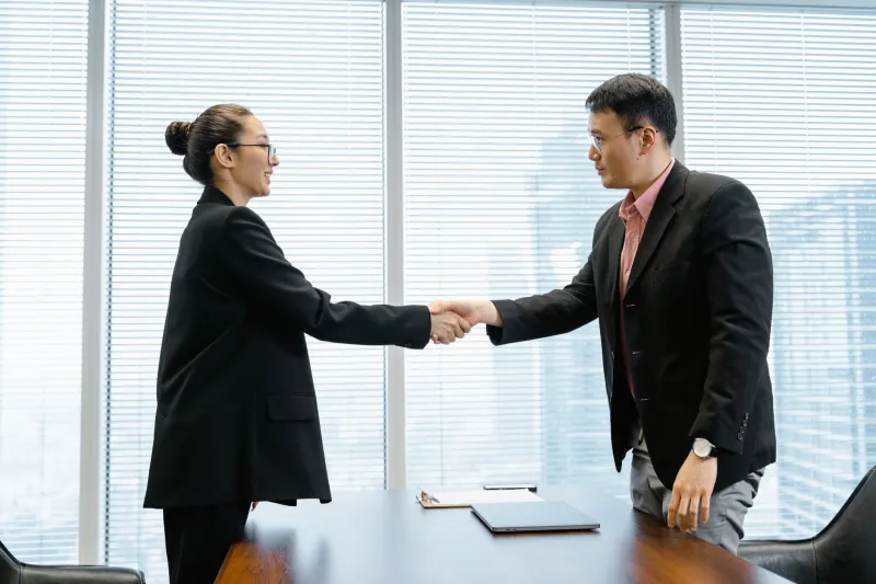 Loyalty at a Cost: Why American Executives Keep Renewing Alliances That No Longer Serve Them